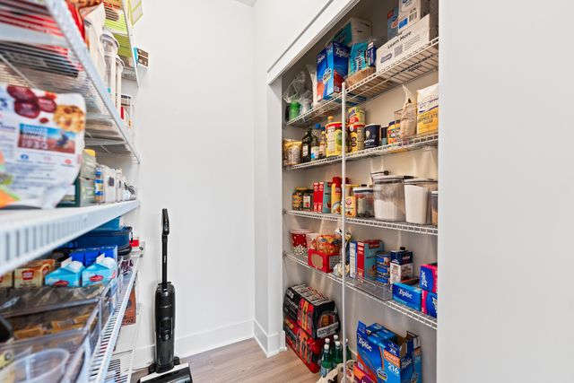 3547 Doral Drive, Elgin, IL 60124