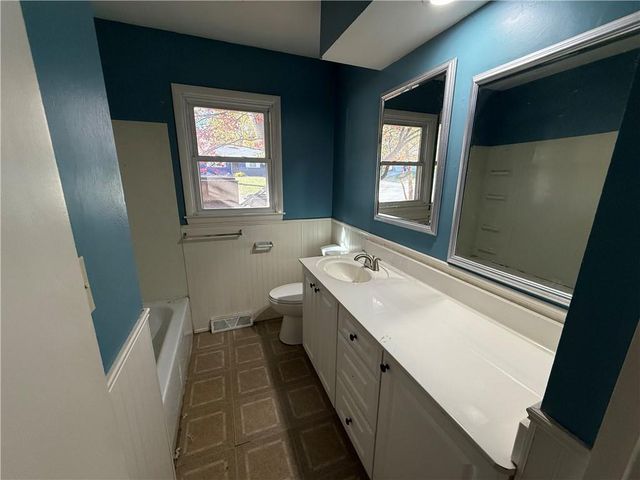 7317 Hedges Avenue, Raytown, MO 64133