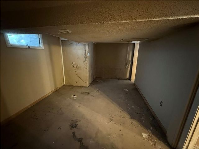 7317 Hedges Avenue, Raytown, MO 64133