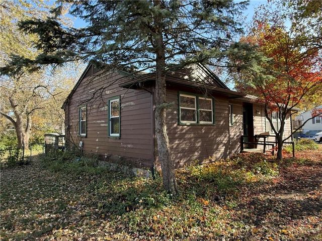 7317 Hedges Avenue, Raytown, MO 64133