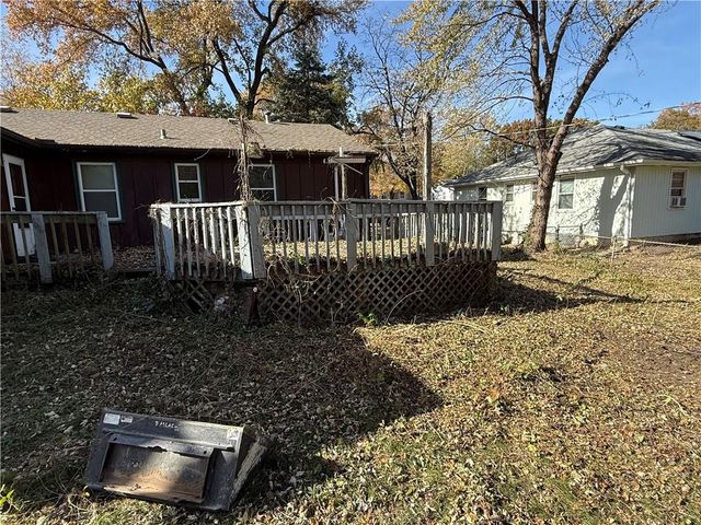 7317 Hedges Avenue, Raytown, MO 64133