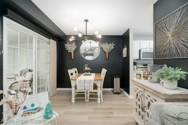 5864 Augusta Lane, Grand Blanc, MI 48439