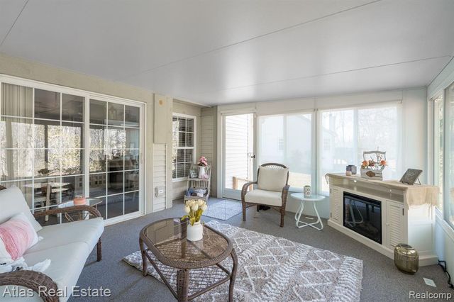 5864 Augusta Lane, Grand Blanc, MI 48439