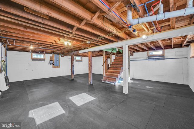 211 NOBLE ST, Lititz, PA 17543