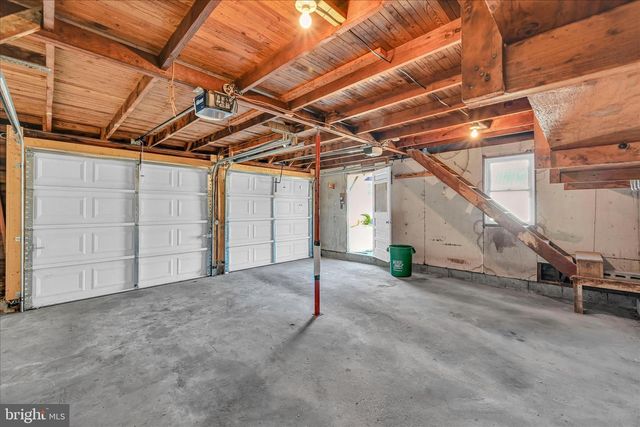 211 NOBLE ST, Lititz, PA 17543