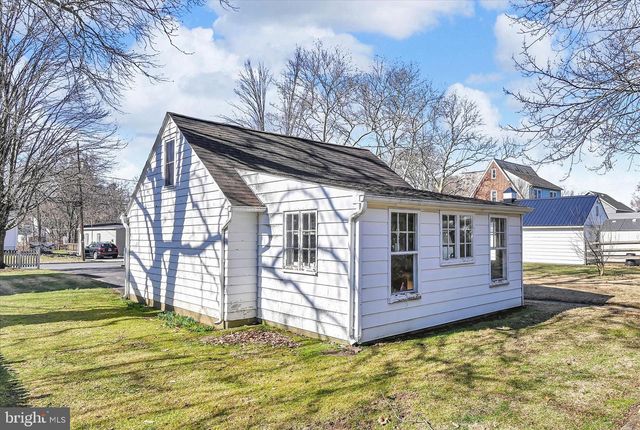 211 NOBLE ST, Lititz, PA 17543