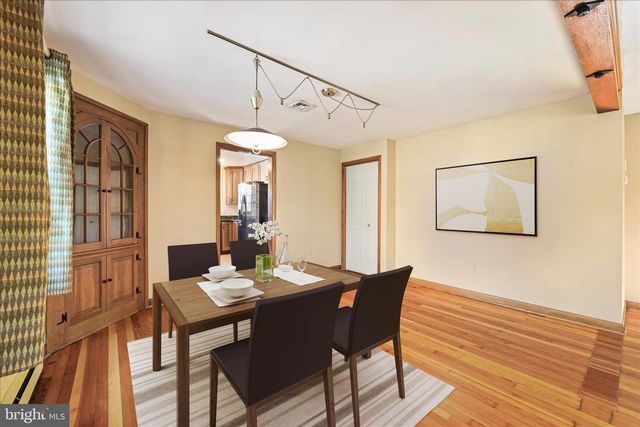 211 NOBLE ST, Lititz, PA 17543