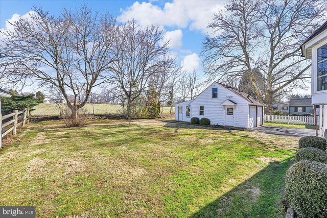 211 NOBLE ST, Lititz, PA 17543