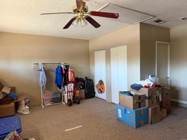 16 independence, White Hall, AR 71602