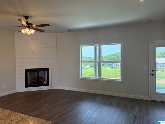 61 Payton Dr GRAVES GAP ROAD, Hayden, AL 35079