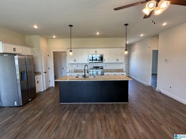 61 Payton Dr GRAVES GAP ROAD, Hayden, AL 35079