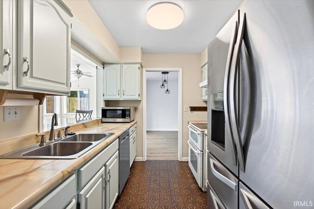 1621 Hemlock Road, Lafayette, IN 47905
