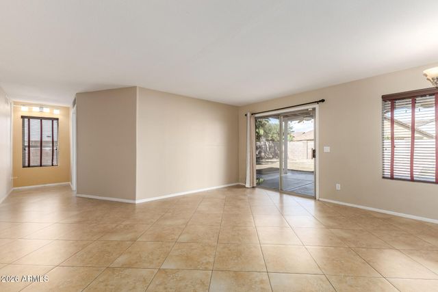 10352 W PRIMROSE Drive, Avondale, AZ 85392