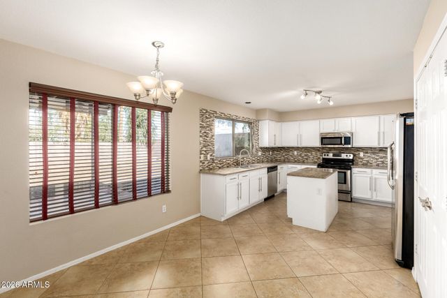 10352 W PRIMROSE Drive, Avondale, AZ 85392