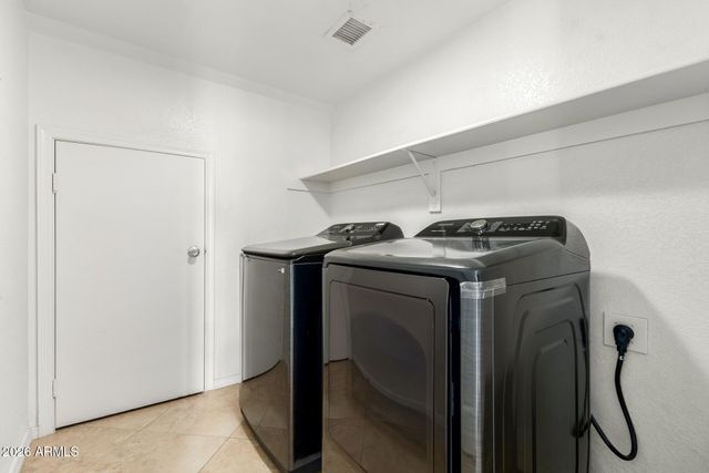 10352 W PRIMROSE Drive, Avondale, AZ 85392