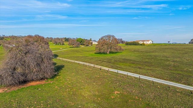 5358 Hwy 12, Wallace, CA 95254