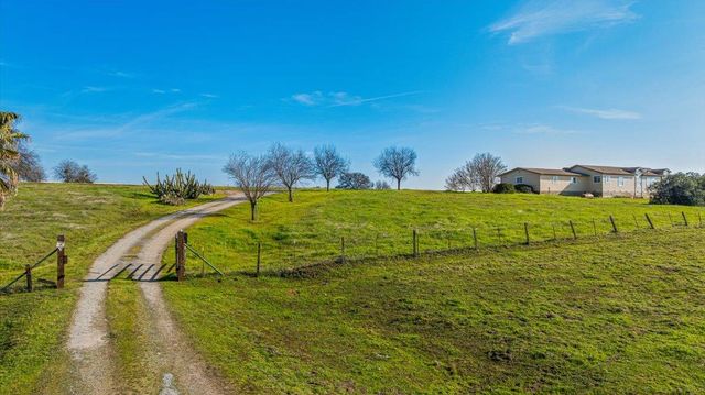 5358 Hwy 12, Wallace, CA 95254