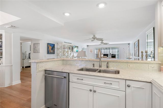 2743 Ocean Drive 47E, Vero Beach, FL 32963