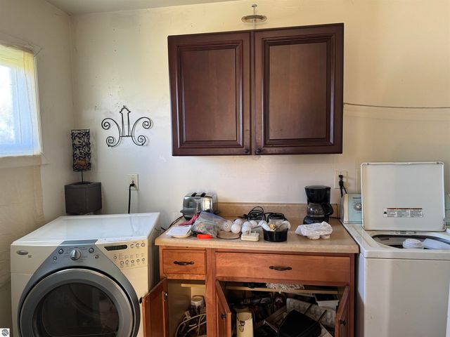 909 Farnsworth, Oscoda, MI 48750