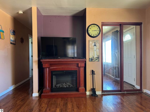 909 Farnsworth, Oscoda, MI 48750