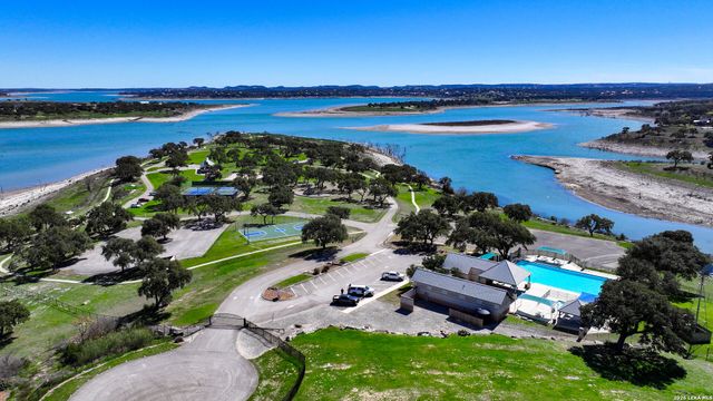 353 Warbler Dr., Spring Branch, TX 78070