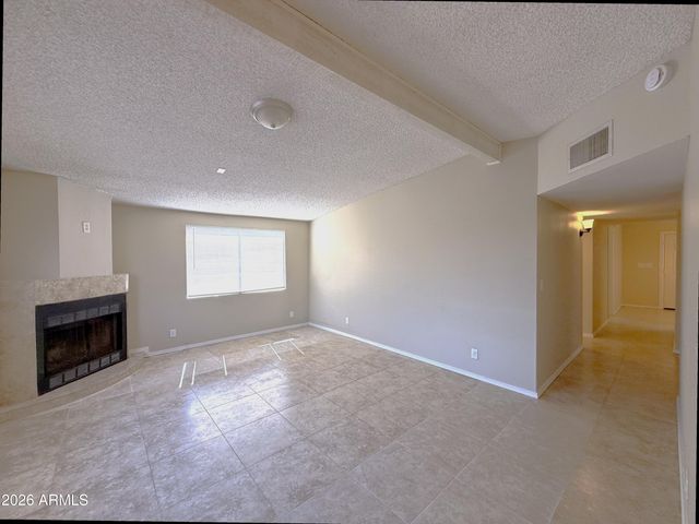 2713 E JUNIPER Avenue, Phoenix, AZ 85032
