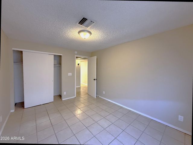2713 E JUNIPER Avenue, Phoenix, AZ 85032