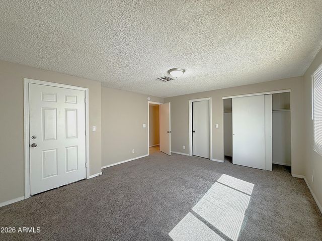 2713 E JUNIPER Avenue, Phoenix, AZ 85032