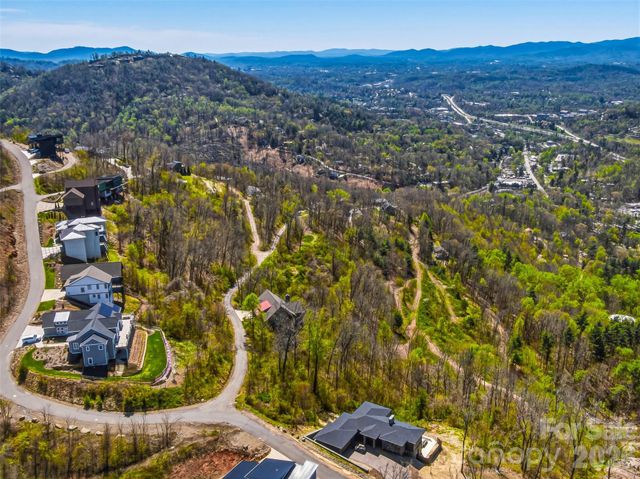 5 Soaring Hawk View 14, Asheville, NC 28804