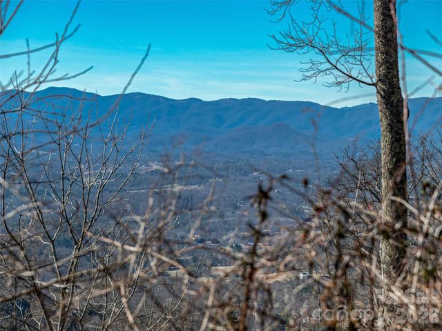 5 Soaring Hawk View 14, Asheville, NC 28804