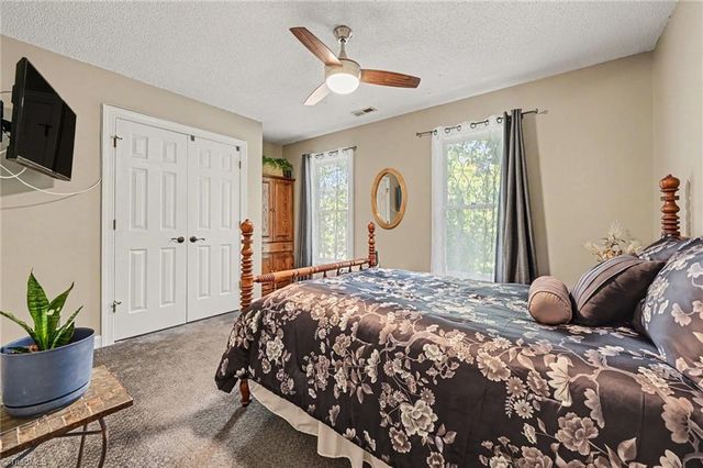 611 Flagstone Way, Durham, NC 27712