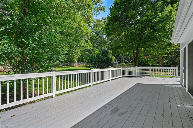 611 Flagstone Way, Durham, NC 27712