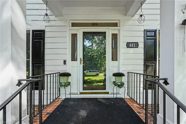 611 Flagstone Way, Durham, NC 27712