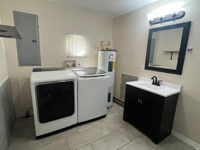 527 W Jefferson Street, Kokomo, IN 46901