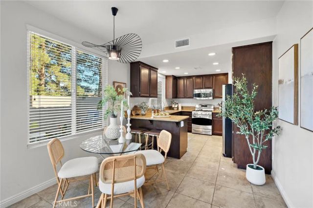 42 Paseo Viento, Rancho Santa Margarita, CA 92688
