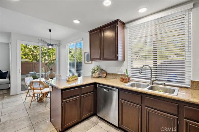 42 Paseo Viento, Rancho Santa Margarita, CA 92688