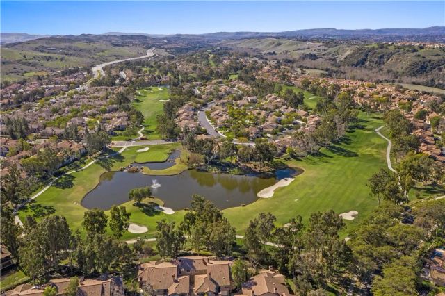 42 Paseo Viento, Rancho Santa Margarita, CA 92688