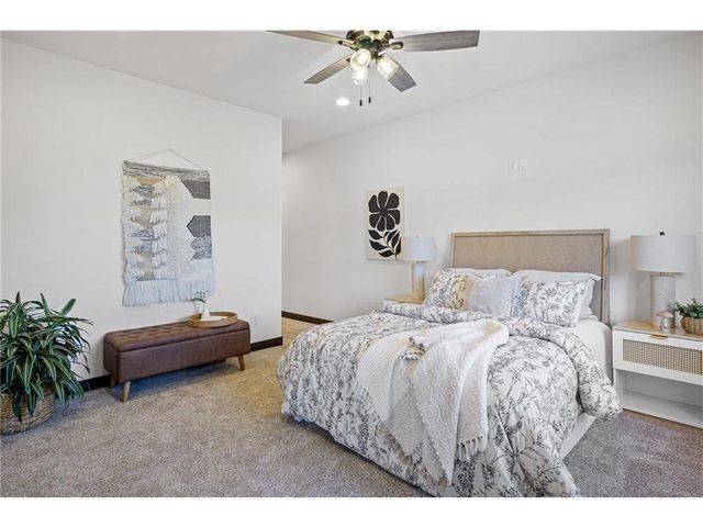 3355 Iris Drive, Eau Claire, WI 54703