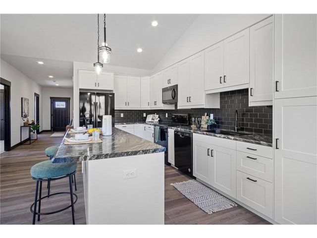 3355 Iris Drive, Eau Claire, WI 54703