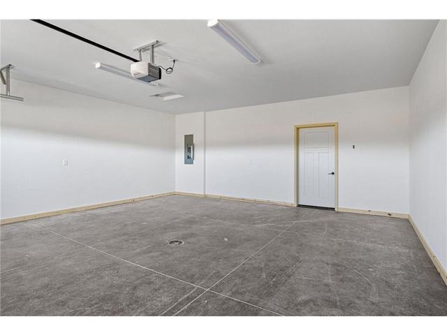 3355 Iris Drive, Eau Claire, WI 54703