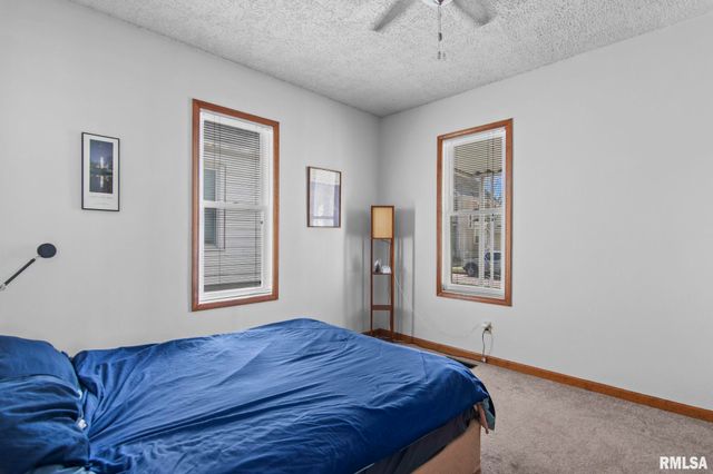 612 S English Avenue, Springfield, IL 62704