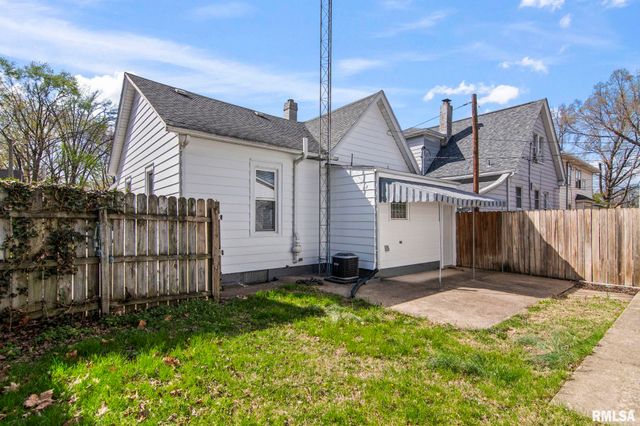 612 S English Avenue, Springfield, IL 62704