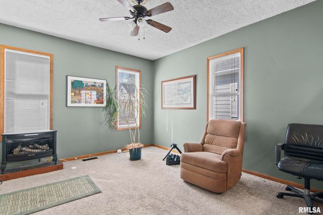 612 S English Avenue, Springfield, IL 62704