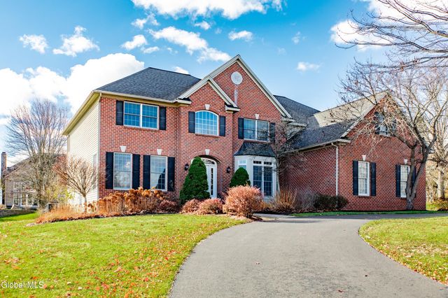 4 Hilander Drive, Colonie, NY 12211