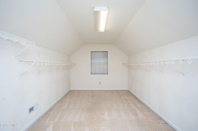 4 Hilander Drive, Colonie, NY 12211