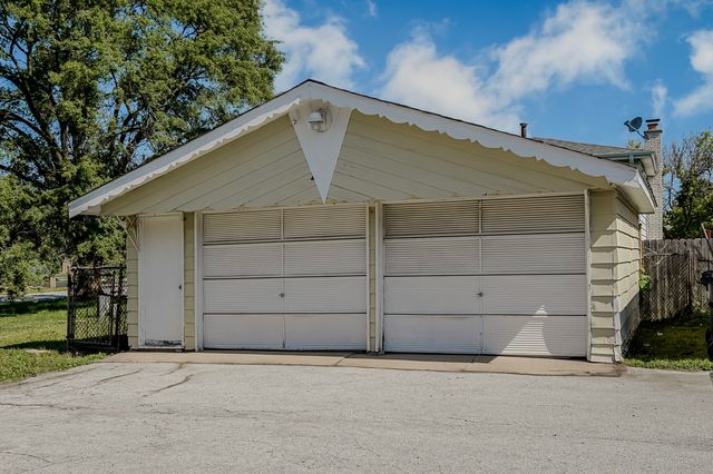 1970 E 170th Street, South Holland, IL 60473