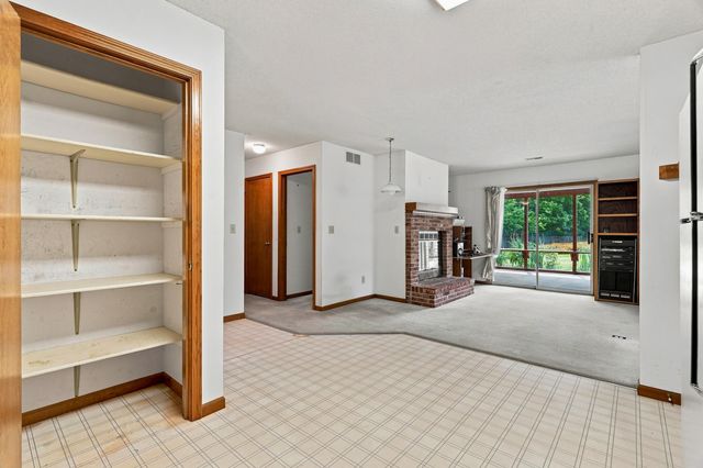 4808 E PRAIRIE CIR, Columbia, MO 65201
