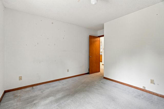 4808 E PRAIRIE CIR, Columbia, MO 65201