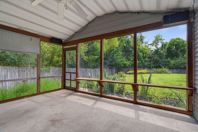 4808 E PRAIRIE CIR, Columbia, MO 65201