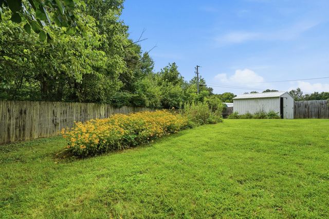4808 E PRAIRIE CIR, Columbia, MO 65201
